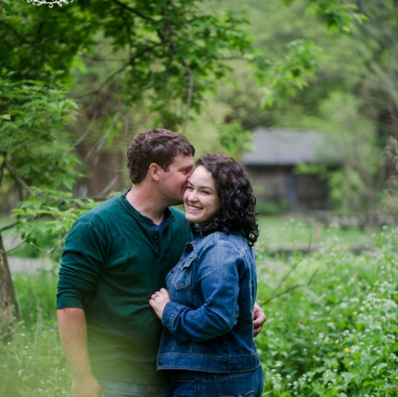 Meet your Posher, Bekah - Picture 1 of 1